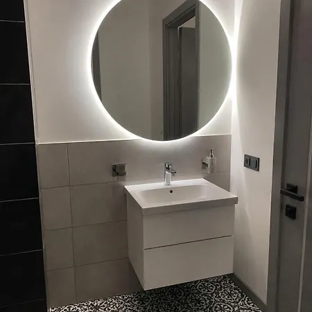 Apartment центральна